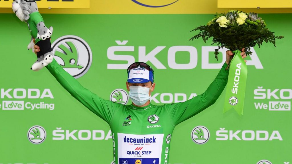 Sam Bennett garde son maillot vert alors que Lopez remporte la 17e étape du Tour de France