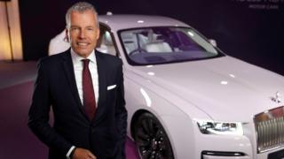 Torsten Müller-Ötvös avec la nouvelle Rolls-Royce Ghost