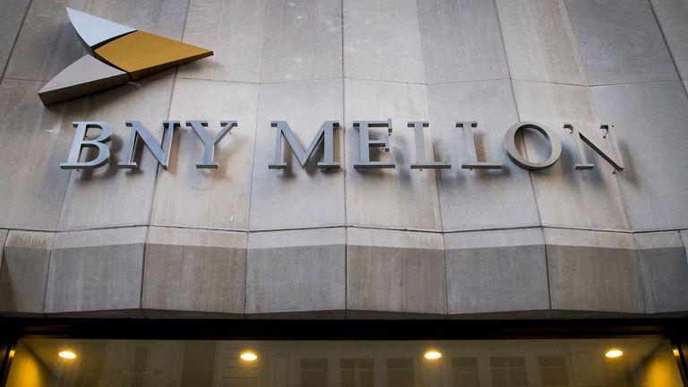 Le bâtiment de la Bank of New York Mellon Corp. au 1 Wall St. est vu dans le quartier financier de New York le 11 mars 2015. REUTERS / Brendan McDermid (ÉTATS-UNIS - Tags: BUSINESS)