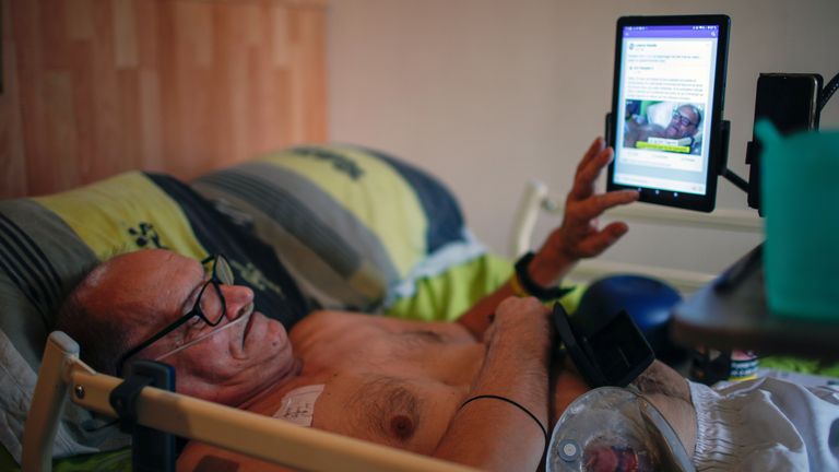 M. Cocq a déclaré qu'il diffuserait sa propre mort en direct