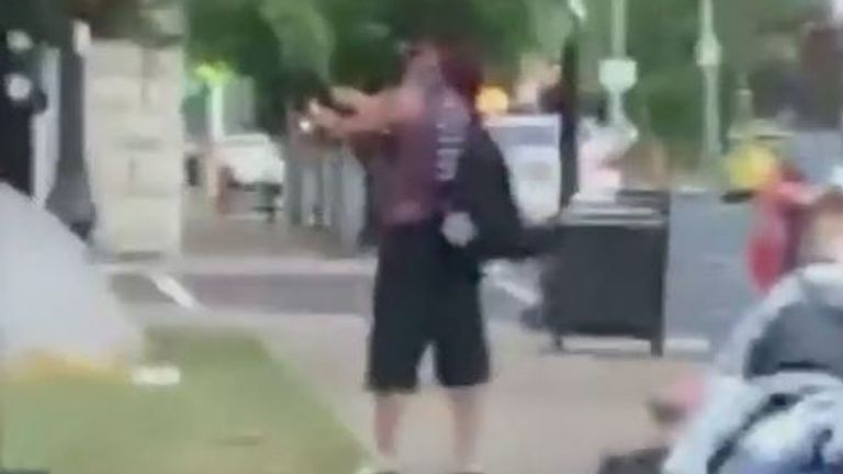 Personne vue tirer des coups de feu lors d'une manifestation au Kentucky