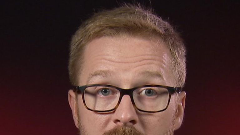 Lloyd Russell-Moyle a annoncé qu'il vit avec le VIH.