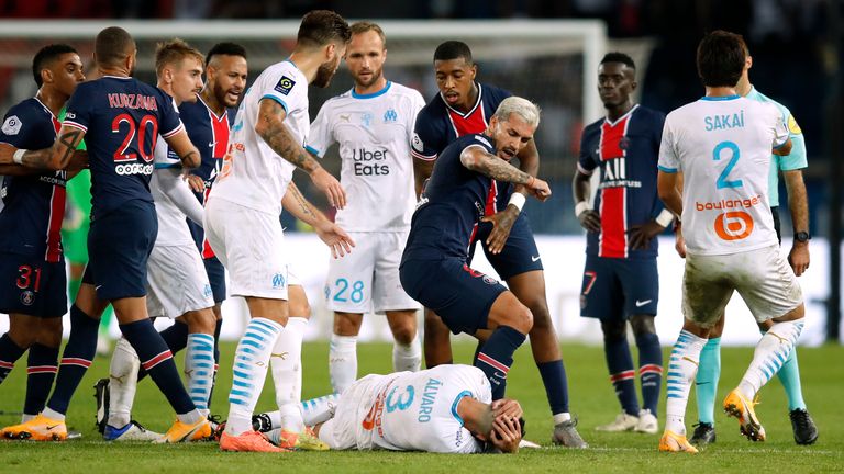 Les joueurs du PSG et de Marseillle se sont affrontés pendant le match