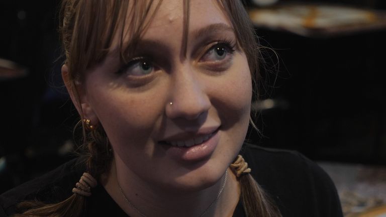 Meredith Warren l'a qualifié de `` terrible, tout autour '' et `` très bouleversant à regarder ''