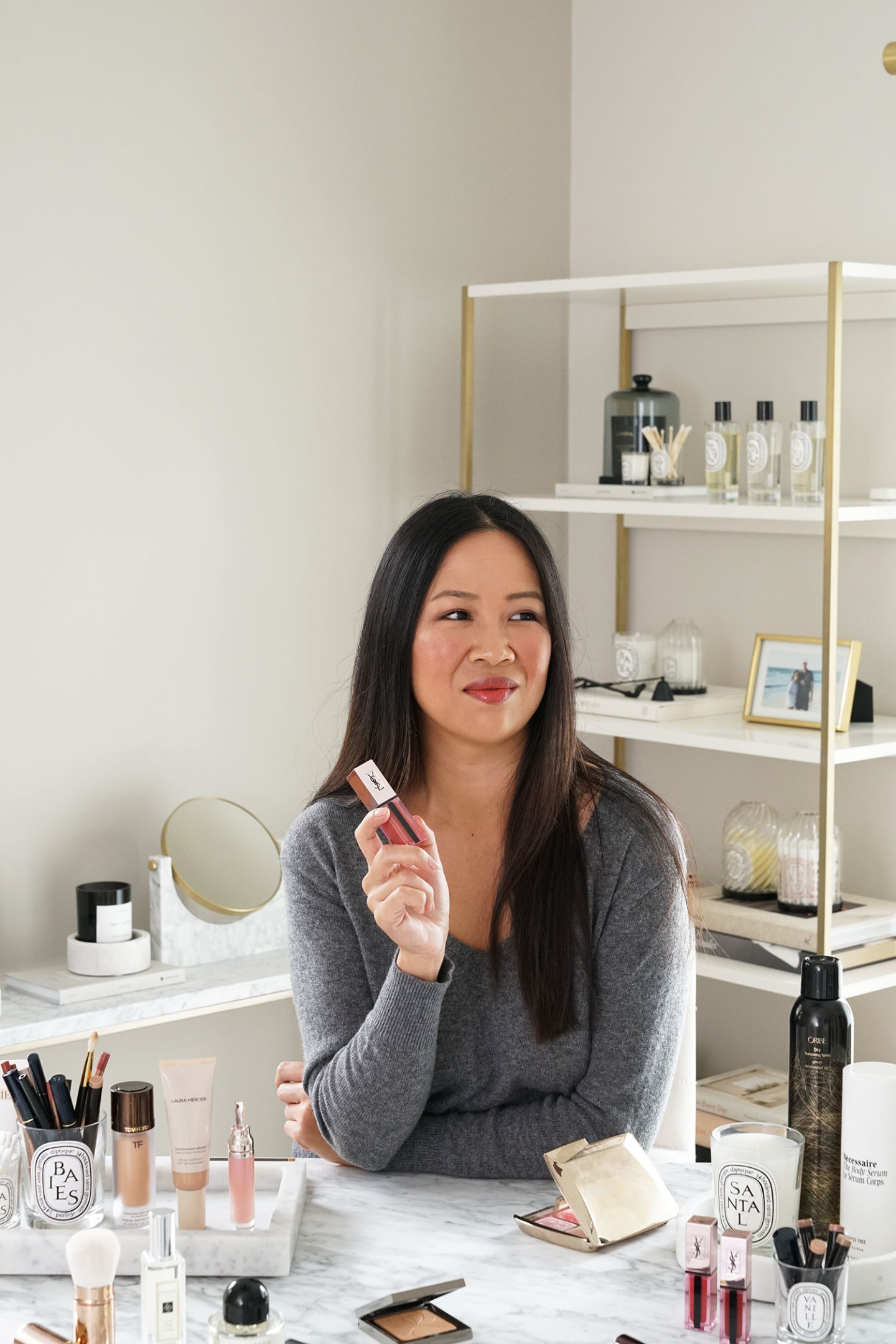 Fall Beauty Staples, Teinture à l'eau YSL Glow 207 | Le Look Book Beauté