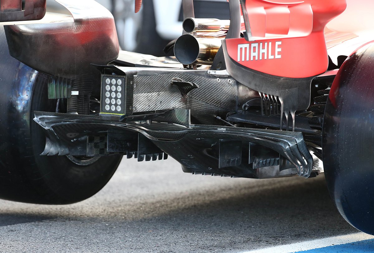 Détail de l'arrière de la Ferrari SF1000