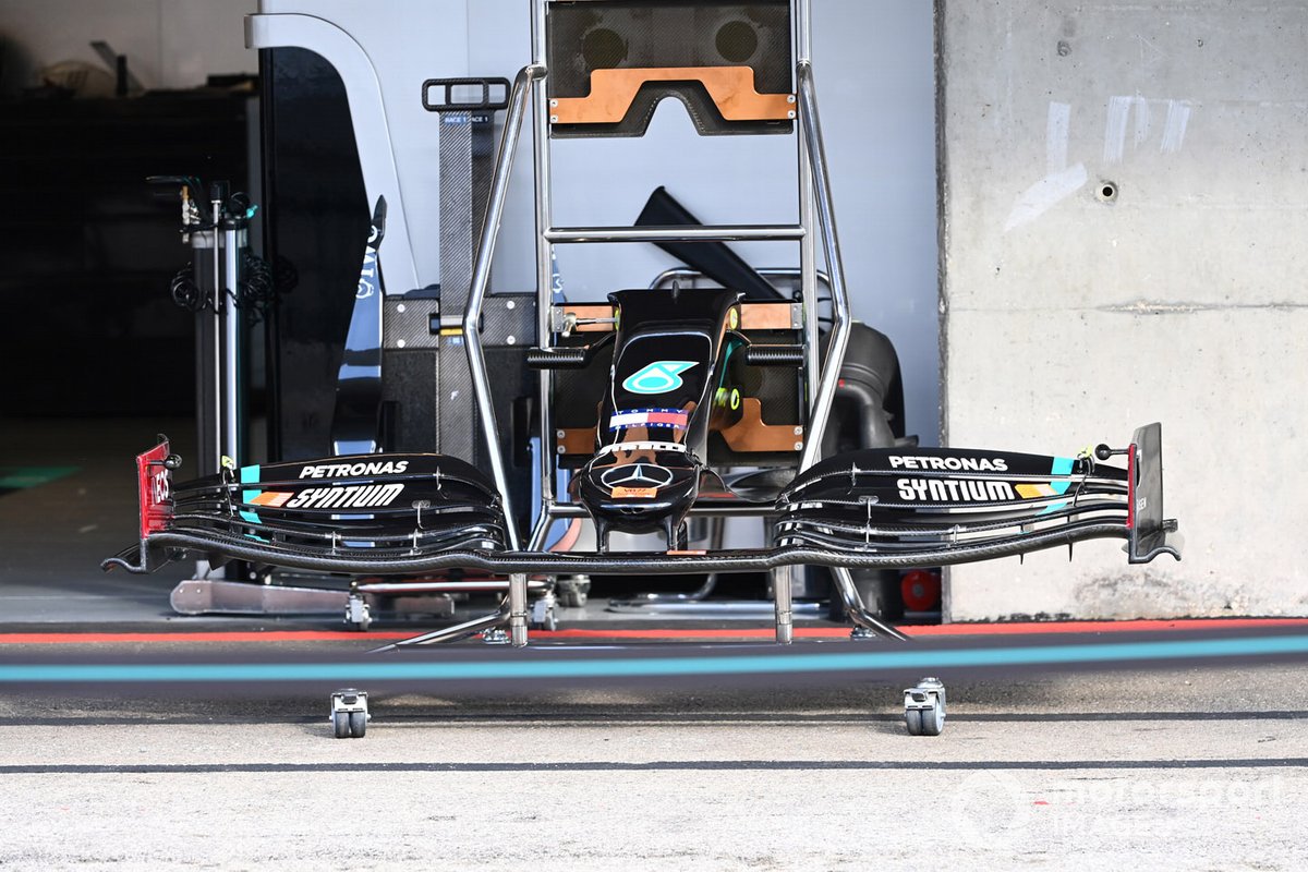 Détail technique Mercedes