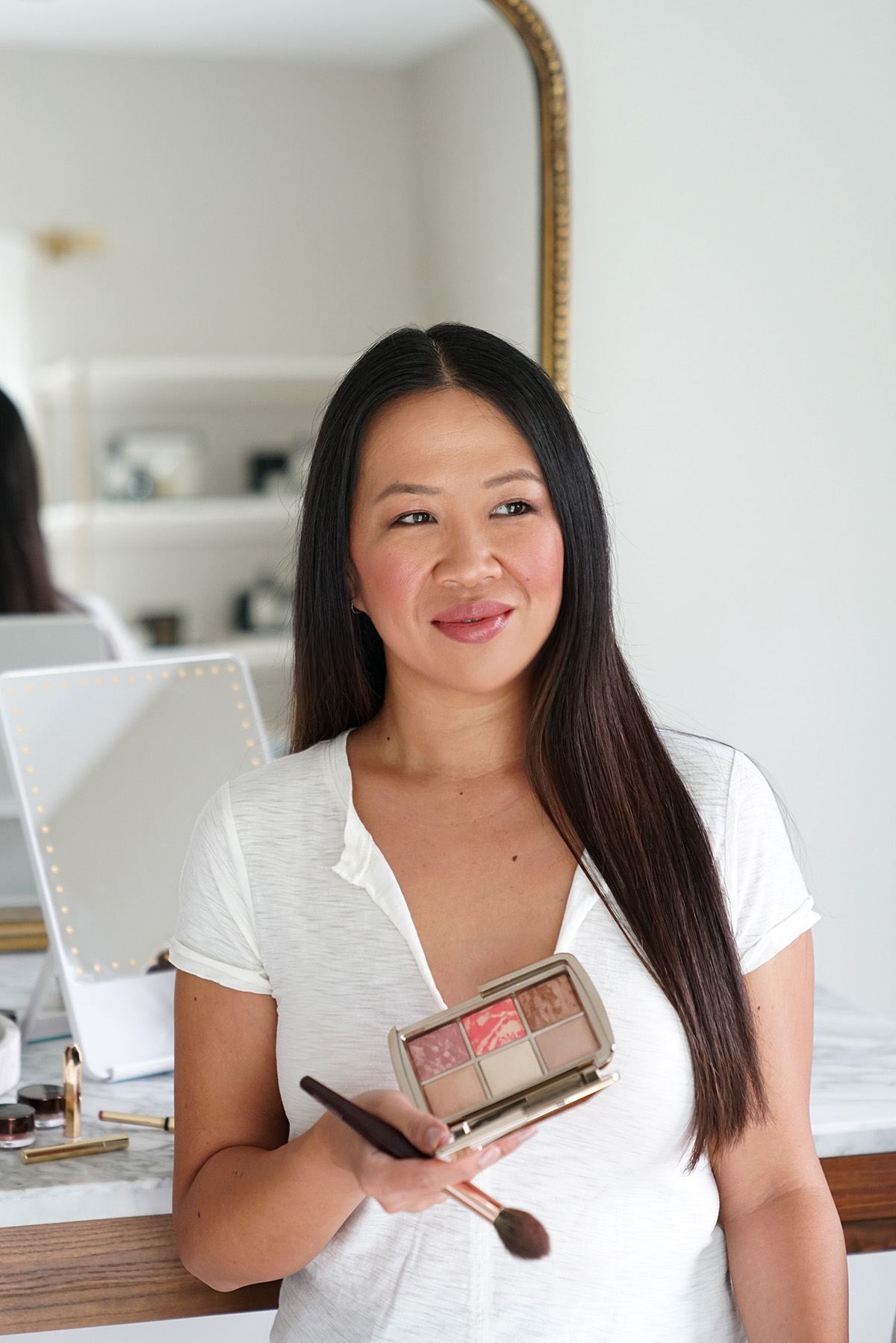 Hourglass Cosmetics Ambient Lighting Edit Sculpture Palette + At Dawn Lipstick