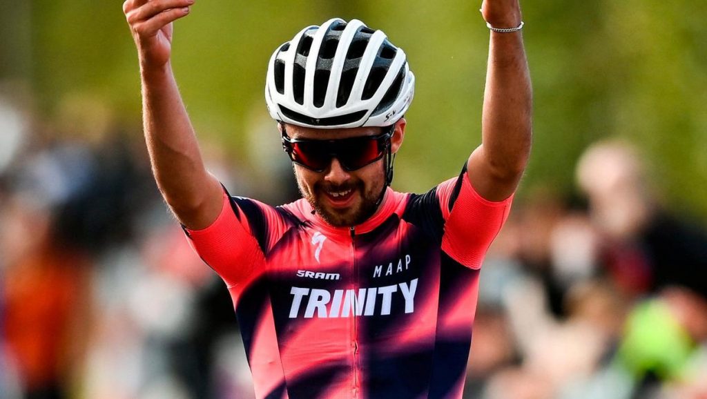 Healy remporte le titre national de manière irréprochable