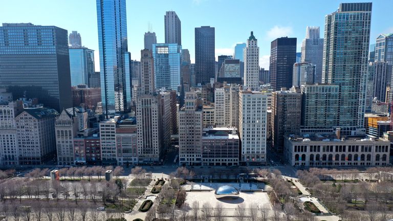 Le Millennium Park de Chicago, le site touristique le plus visité de l'Illinois, est vide pendant le verrouillage
