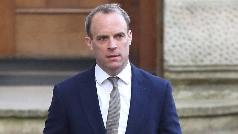 Le ministre des Affaires étrangères, Dominic Raab arrive à Downing Street, Londres.