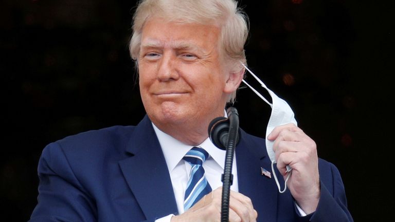 Le président est revenu à la campagne après que son élan ait été interrompu par son diagnostic de COVID