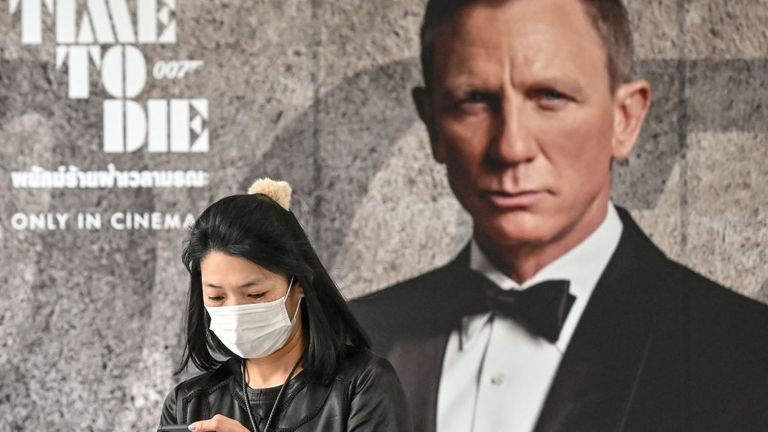 James Bond 