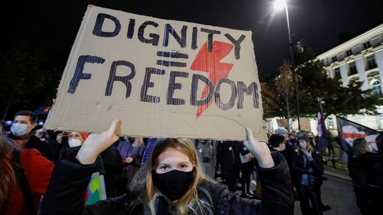 Manifestations contre l'avortement à Varsovie 