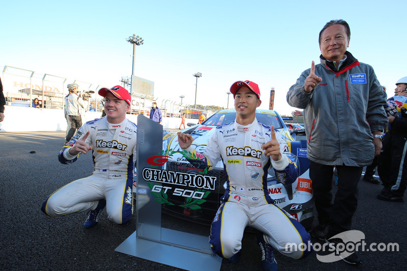 Vainqueurs de la course # 37 Team Tom's Lexus LC500: Ryo Hirakawa, Nick Cassidy