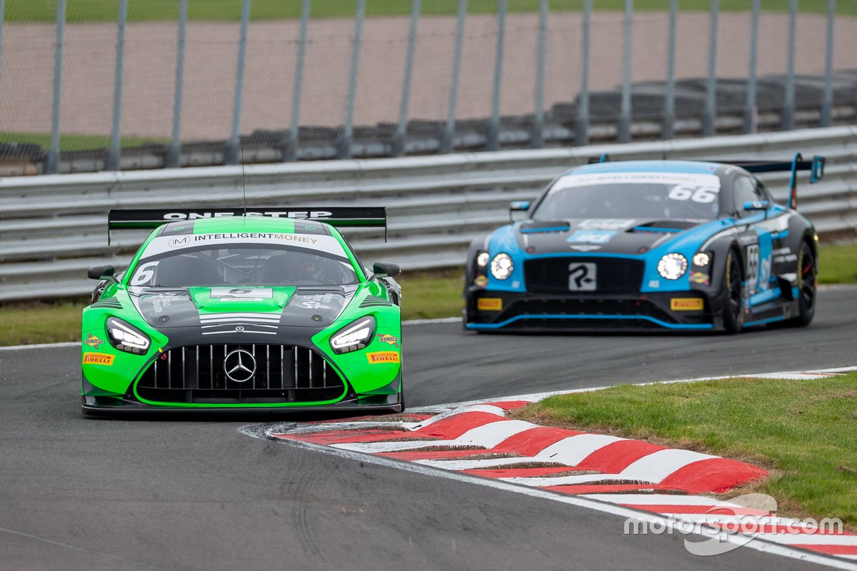 # 6 RAM Racing Mercedes-AMG GT3: Ian Loggie, Yelmer Buurman