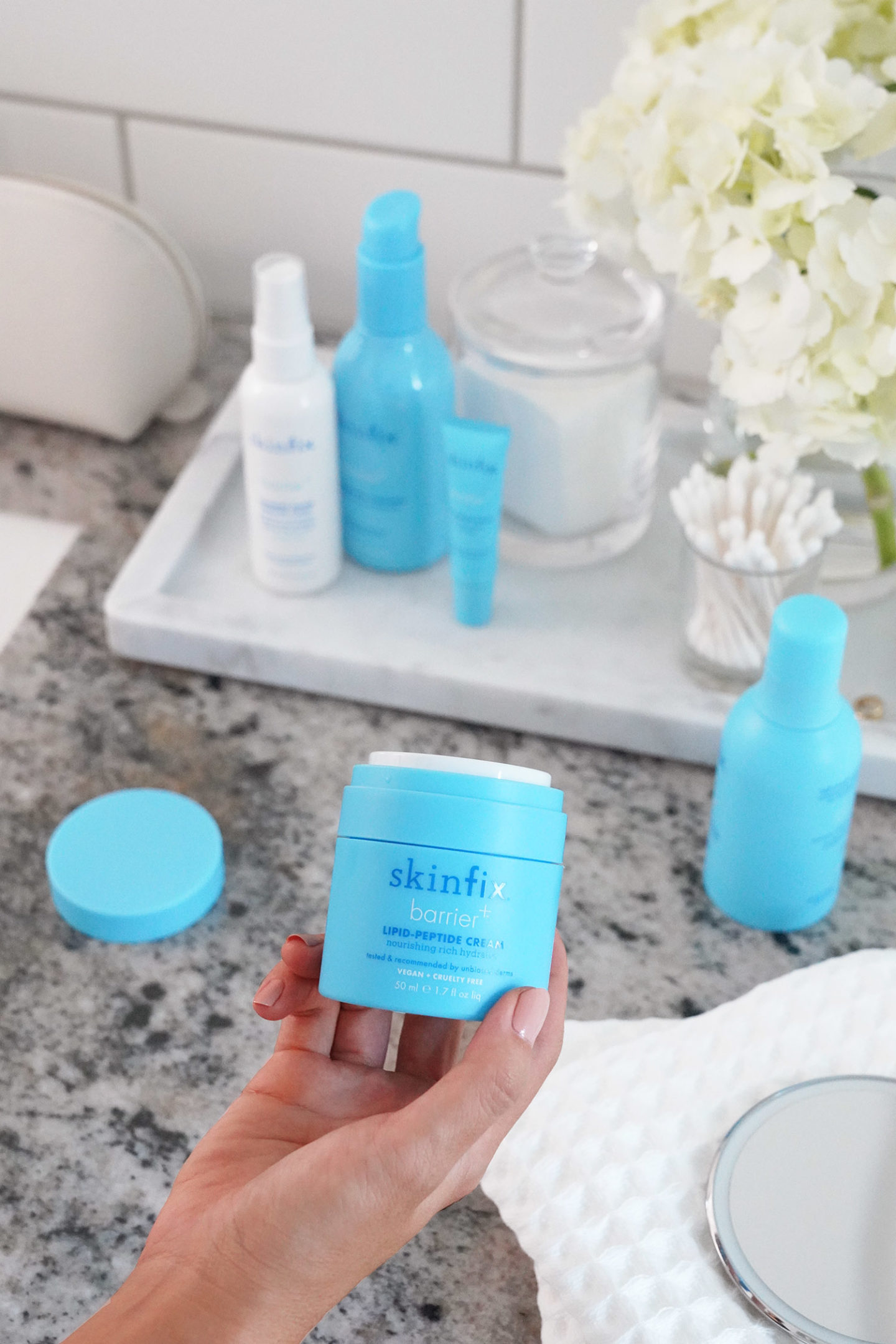 Skinfix Barrier + Lipid Peptide Face Cream