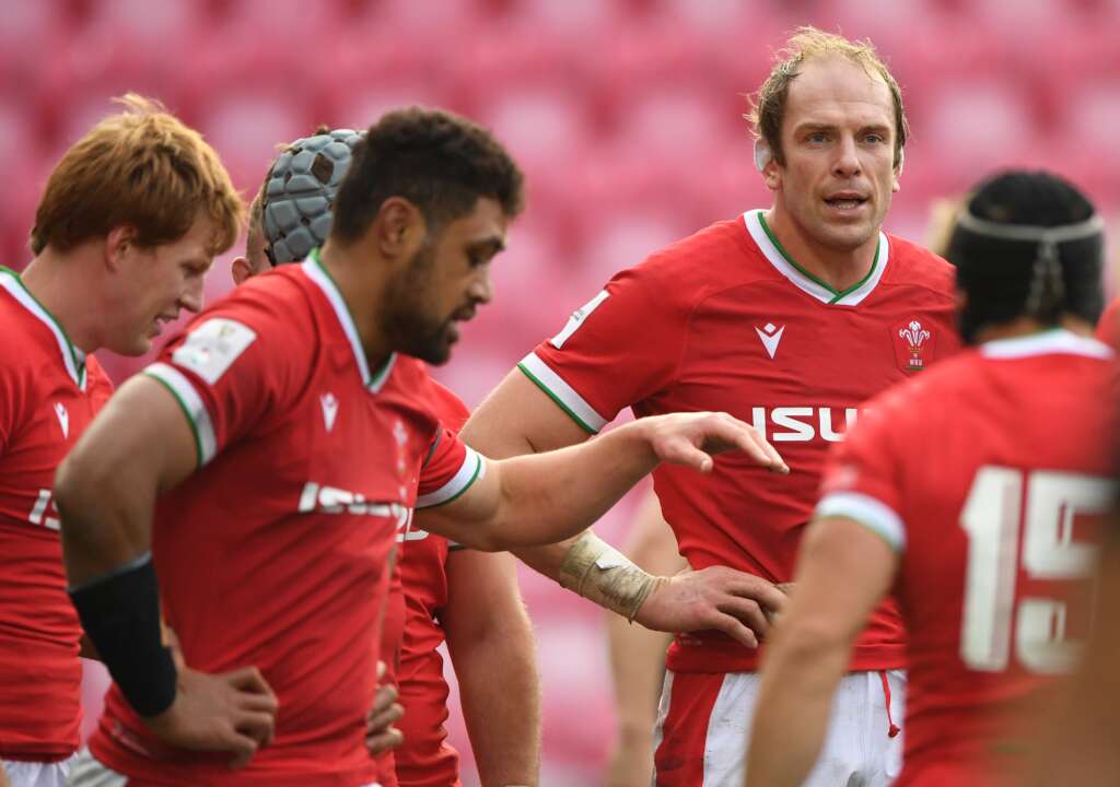 Jonathan Davies soutient le patron du Pays de Galles sous le feu, Wayne Pivac, mais admet que l’équipe sait que perdre une course n’est pas assez bien