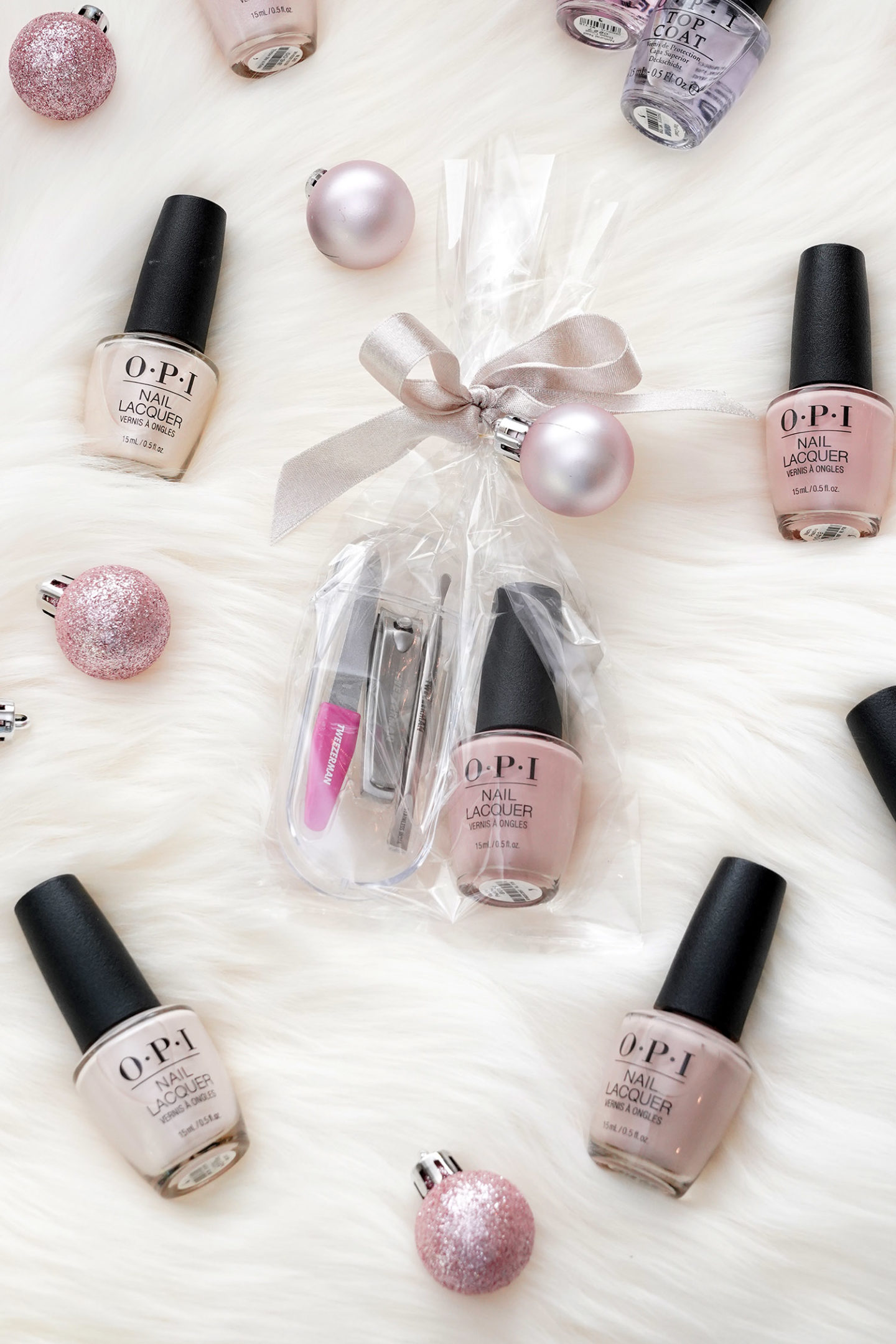 Idées cadeaux mignonnes pour les ongles Tweezerman OPI