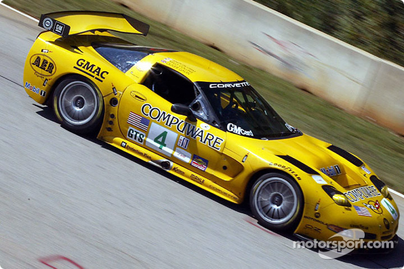Corvette C5-R d'Oliver Gavin, Kelly Collins, Andy Pilgrim à Road Atlanta en 2003. 