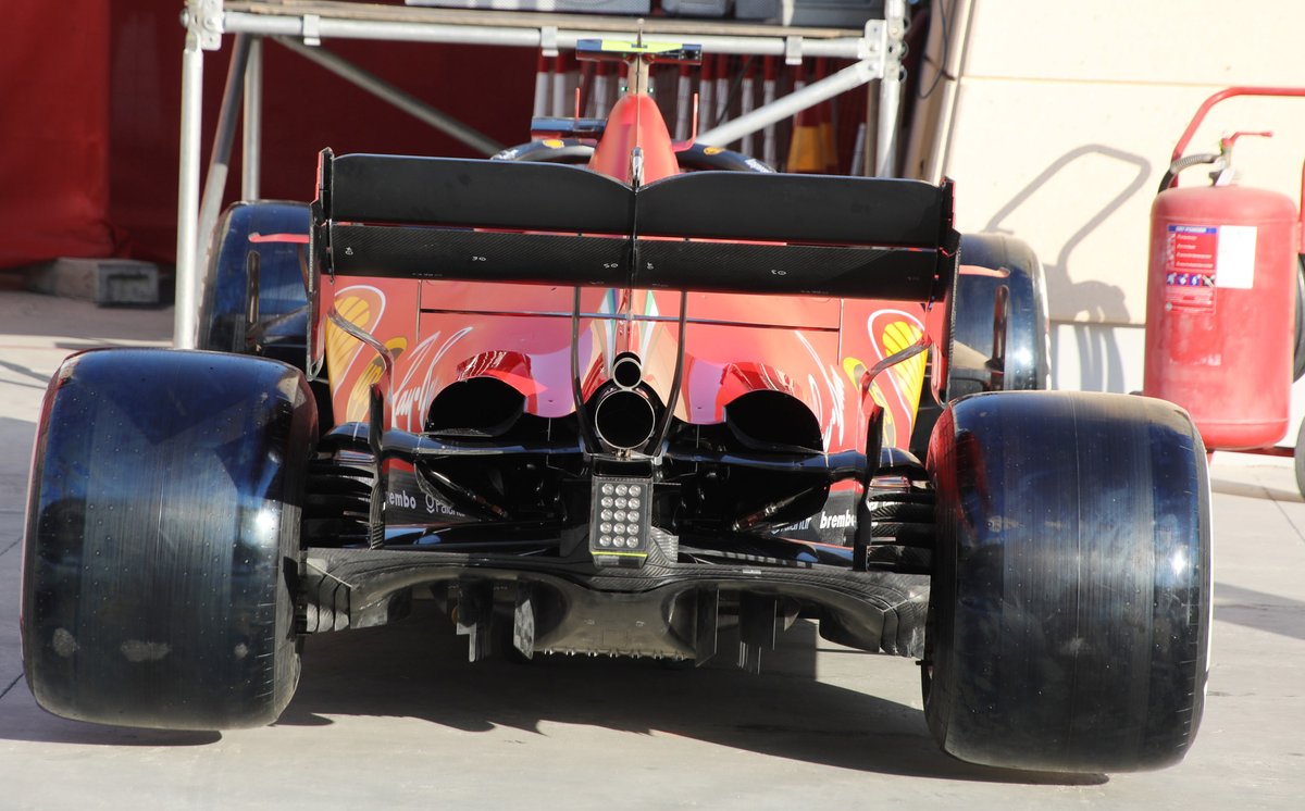 Détail de l'arrière de la Ferrari SF1000