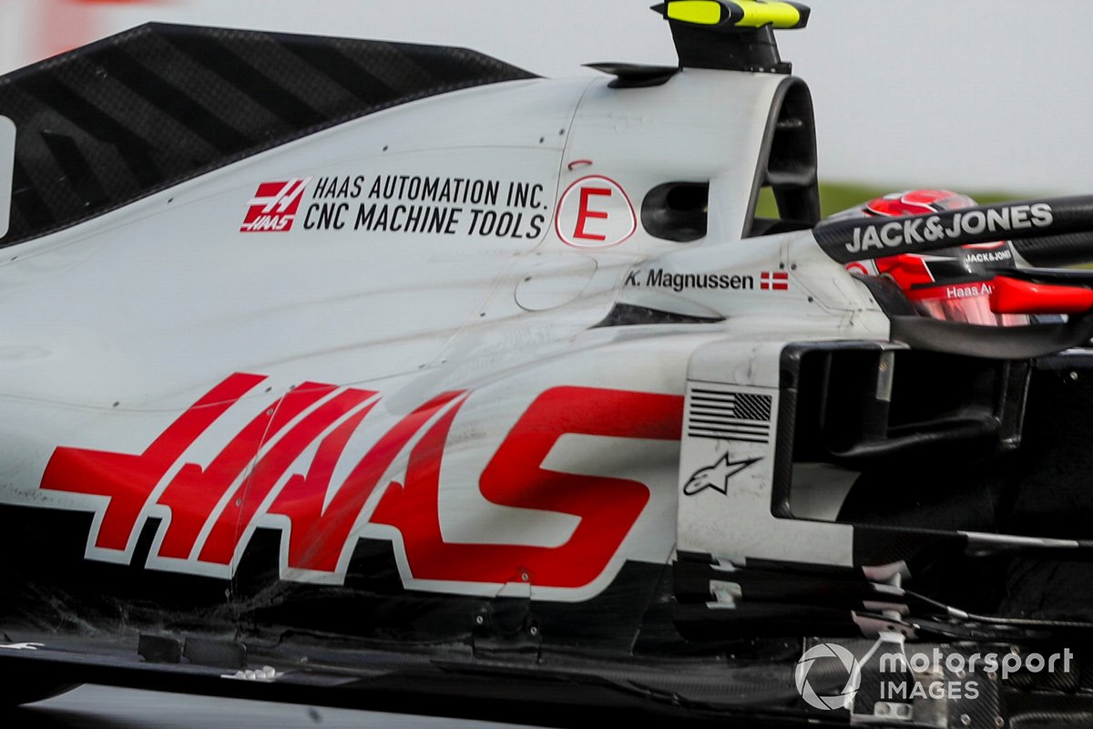 Détail latéral Haas VF-20