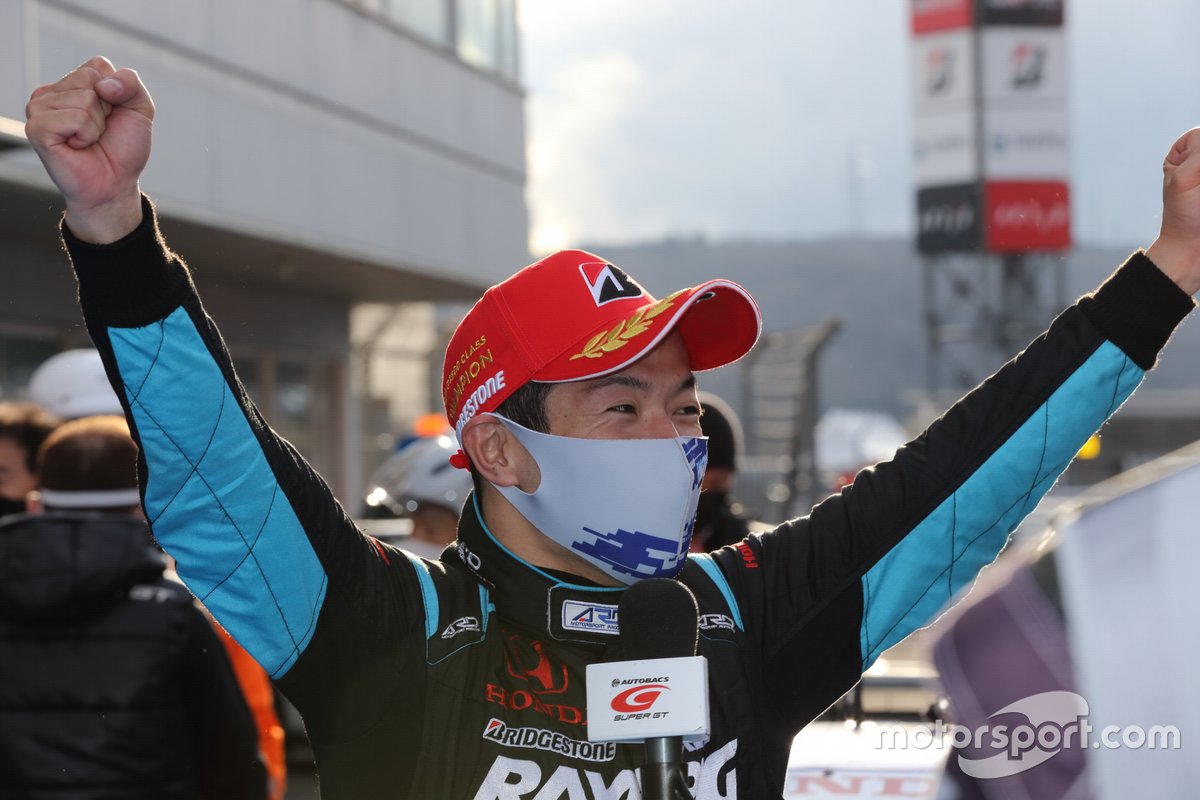 Naoki Yamamoto （# 100 RAYBRIG NSX-GT）