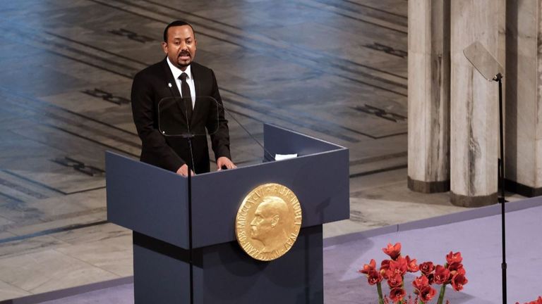 Le Premier ministre éthiopien Abiy Ahmed Ali a reçu un prix Nobel de la paix l'année dernière pour ses efforts en faveur de la paix et de la coopération internationale