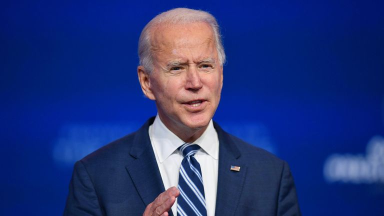 Le président élu américain Joe Biden prononce une allocution à la reine de Wilmington, Delaware, le 10 novembre 2020. - Une semaine après avoir perdu les élections américaines, le président Donald Trump est resté enfermé à la Maison Blanche le 10 novembre 2020, poussant un remplaçant réalité qu'il est sur le point de gagner et bloque la capacité du démocrate Joe Biden à préparer la transition.  (Photo par ANGELA WEISS / AFP) (Photo par ANGELA WEISS / AFP via Getty Images)