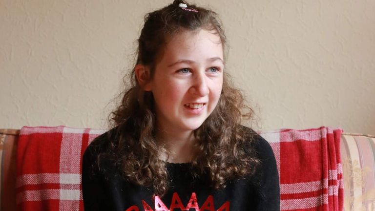 Nora Quoirin est décédée en Malaisie lors de vacances en famille.  Sa famille dit qu'il reste des questions sans réponse sur ce qui lui est arrivé.  Pic: LBT / famille 