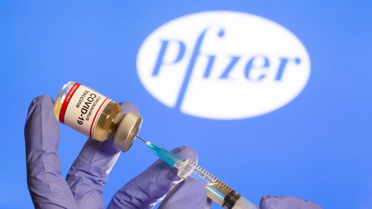 Pfizer annonce le succès des premiers essais de vaccins de phase 3