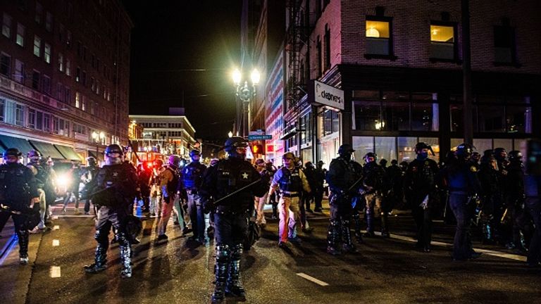 Onze ont été arrêtés lors de manifestations à Portland, Oregon