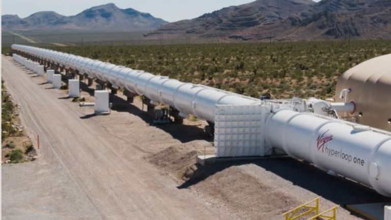 Le système implique des dosettes qui voyagent à travers des tubes à vide