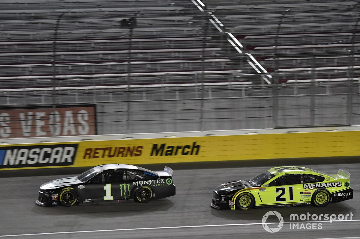 10. Kurt Busch et Matt DiBenedetto - Coupe de Las Vegas - 0.148s