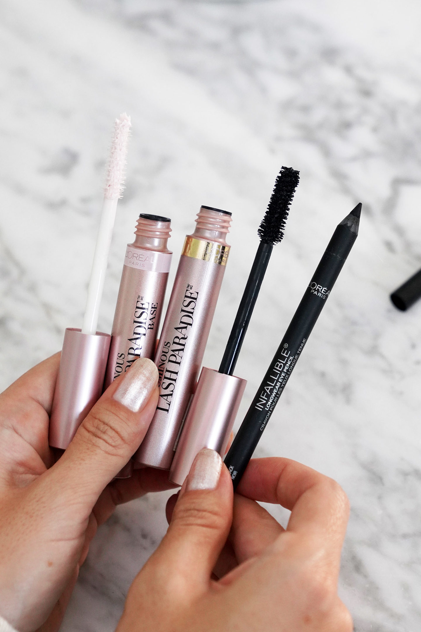 Base de mascara et mascara imperméable L'Oréal Lash Paradise