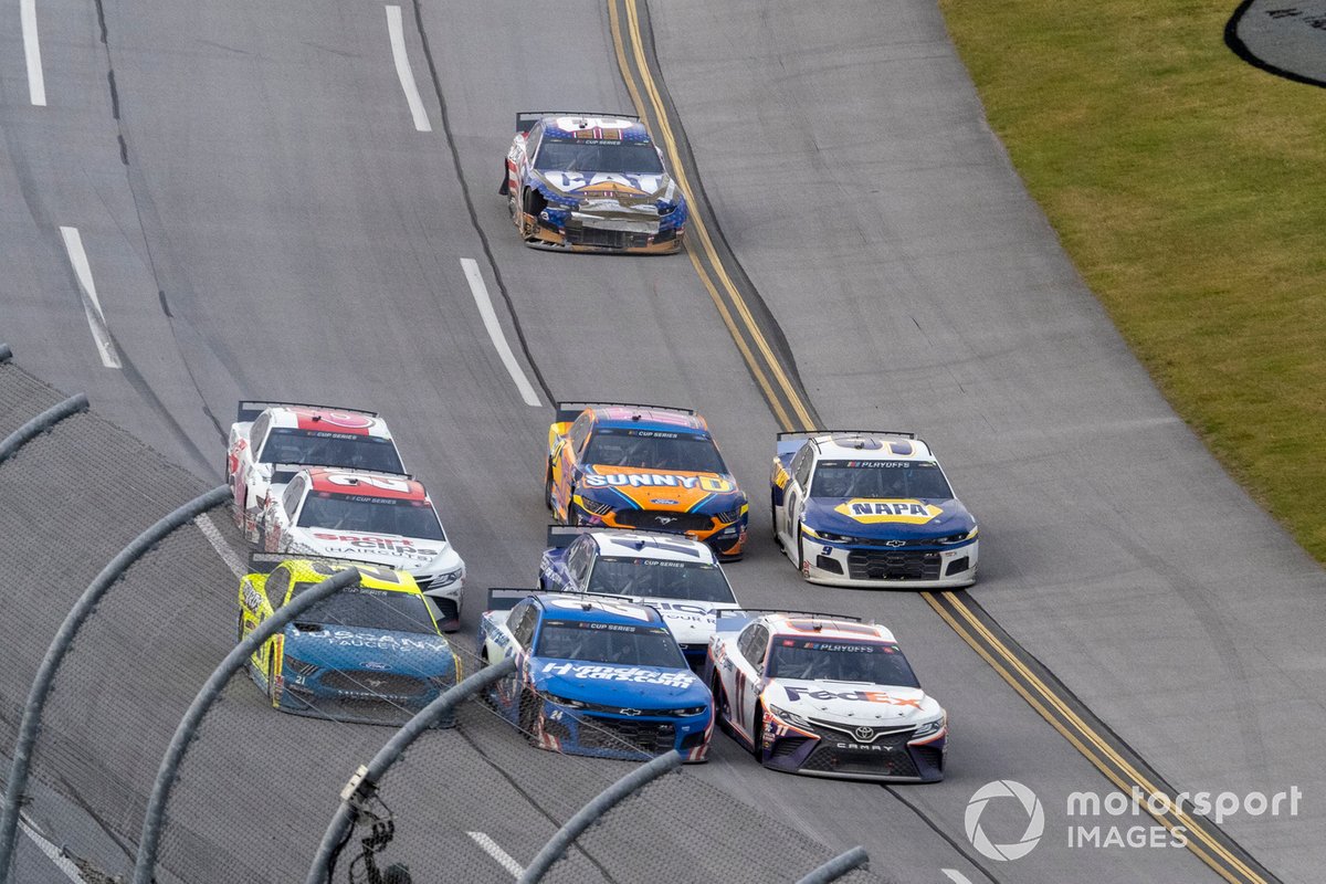 5. Denny Hamlin et Erik Jones - Coupe Talladega - 0,086s