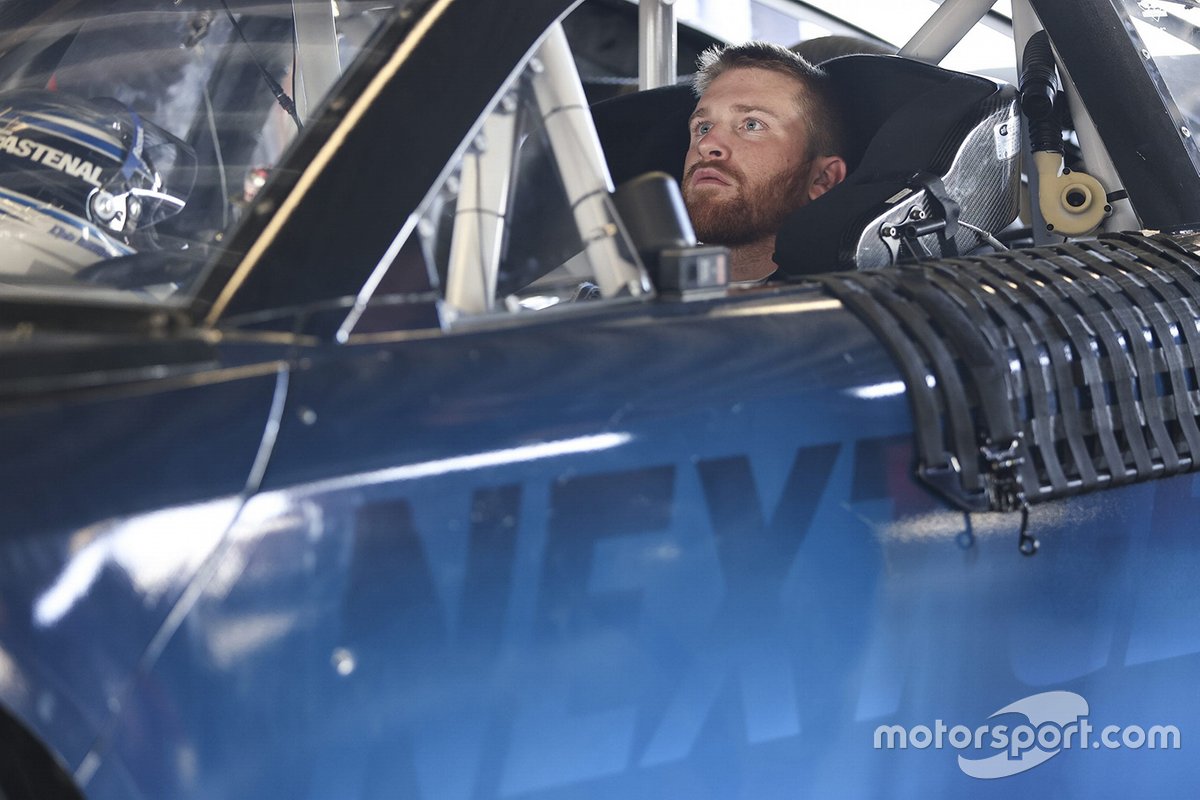 Chris Buescher conduit la voiture NASCAR Next gen