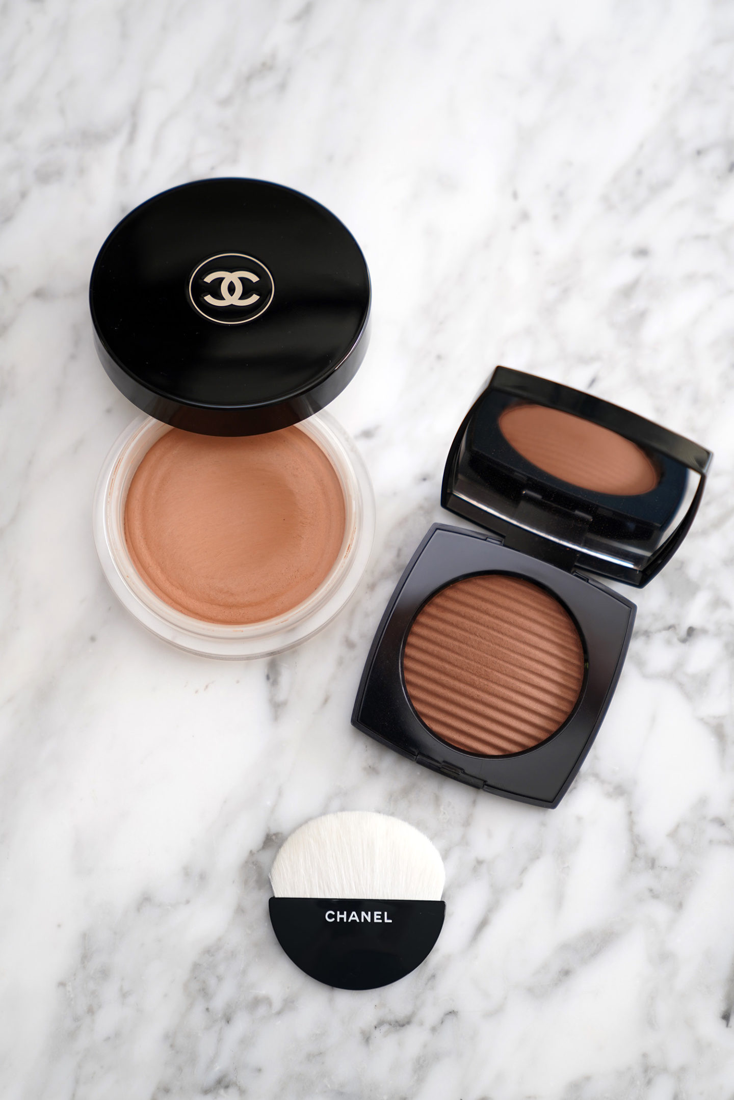 Chanel Les Beiges Crème Bronzante et Poudre Lumineuse en Profond