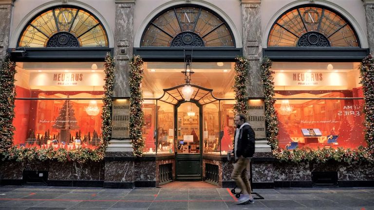 La Belgique est bloquée mais certains magasins envisagés 