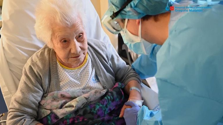 Elena s'est rétablie à peine 12 mois après avoir surmonté une crise de grippe (Photo: Gregorio Maranon Hospital)