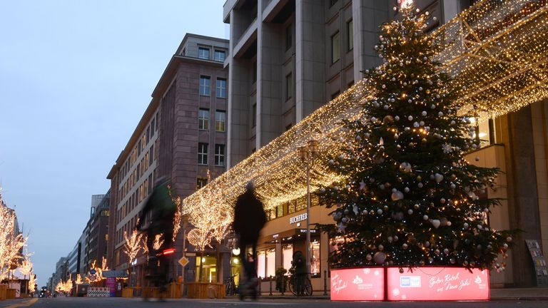 Les achats de Noël ont été accusés d'une augmentation des contacts sociaux, et donc des cas de COVID, en Allemagne
