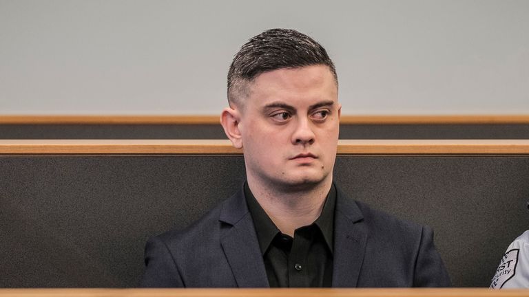 Kempson est vu lors de son procès pour le meurtre de Grace Millane