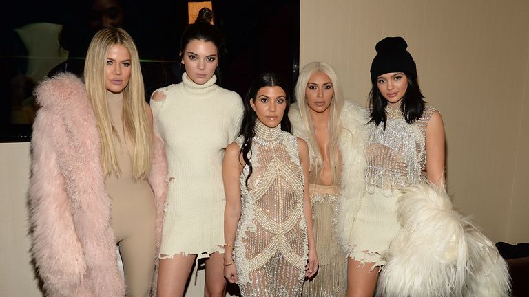 (De gauche à droite) Khloe Kardashian, Kendall Jenner, Kourtney Kardashian, Kim Kardashian West et Kylie Jenner