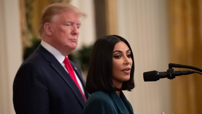 Kim Kardashian s'exprime aux côtés de Donald Trump lors d'un événement sur la réforme de la justice pénale en 2019