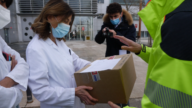 Le vaccin Pfizer arrive à l'hôpital Papa Giovanni de Bergame