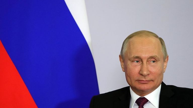 Vladimir Poutine a dit M. Skripal 