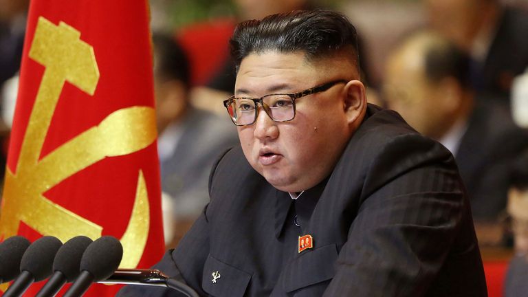 Le dirigeant nord-coréen Kim Jong Un a déclaré au congrès du parti au pouvoir que le pays devait maintenir son développement nucléaire