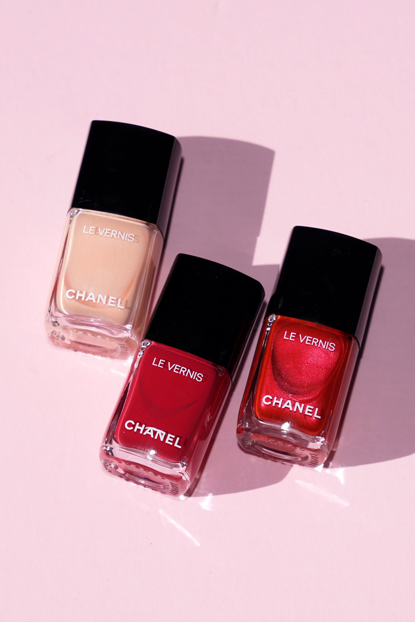 Le Vernis en 883 Pensee, 885 Anthurium et 887 Metallic Bloom