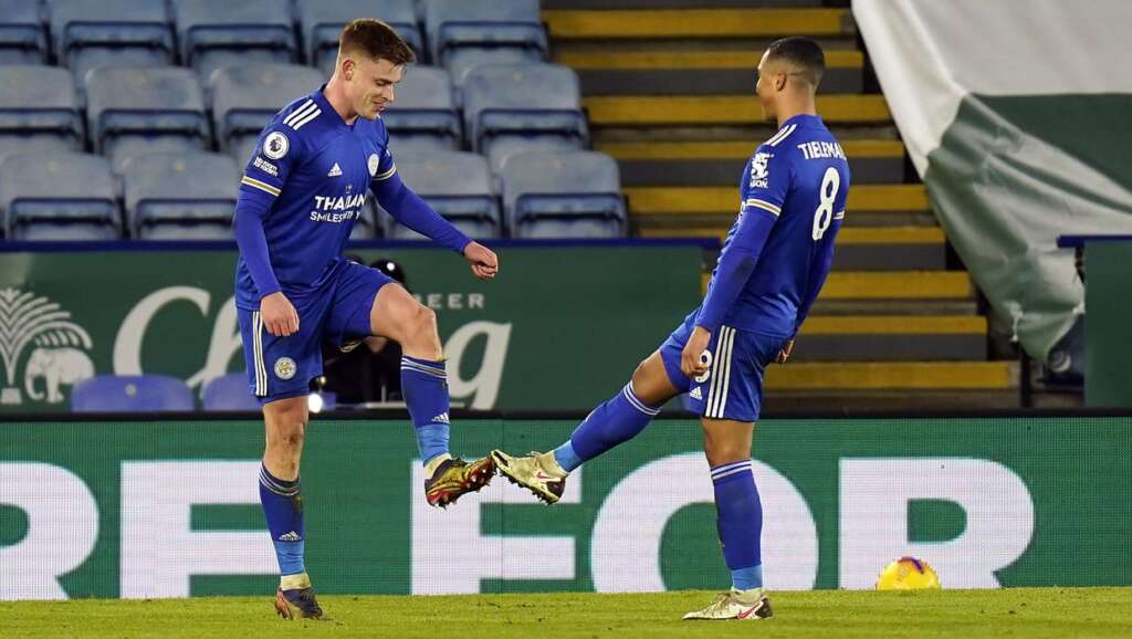 Leicester passe à la deuxième place de la Premier League après avoir battu Southampton
