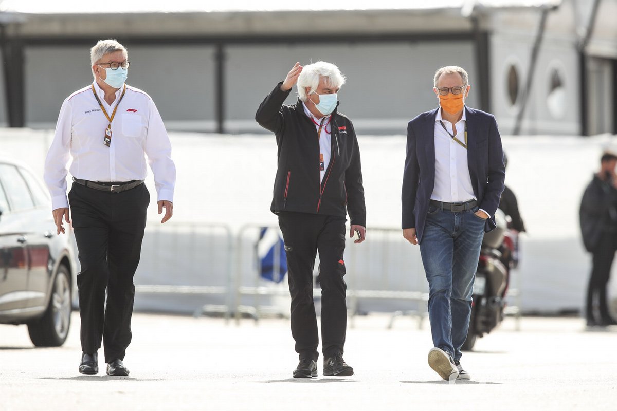 Ross Brawn, directeur général du sport automobile, FOM et Stefano Domenicali, directeur général de FOM 